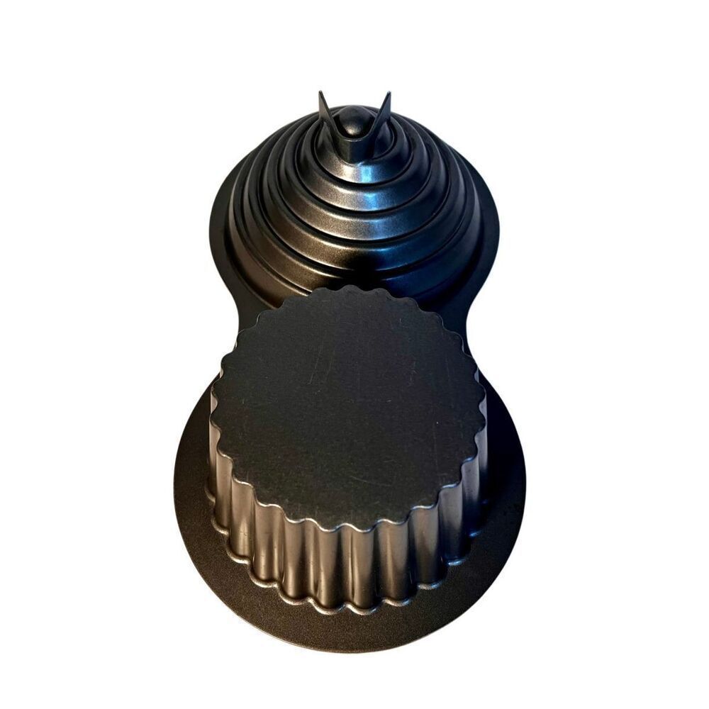 Wilton Giant Cupcake Pan NWOT
